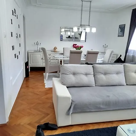 Mila * Petrovaradin